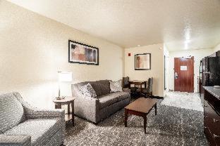 Cobblestone Inn & Suites - Holdrege Room photo